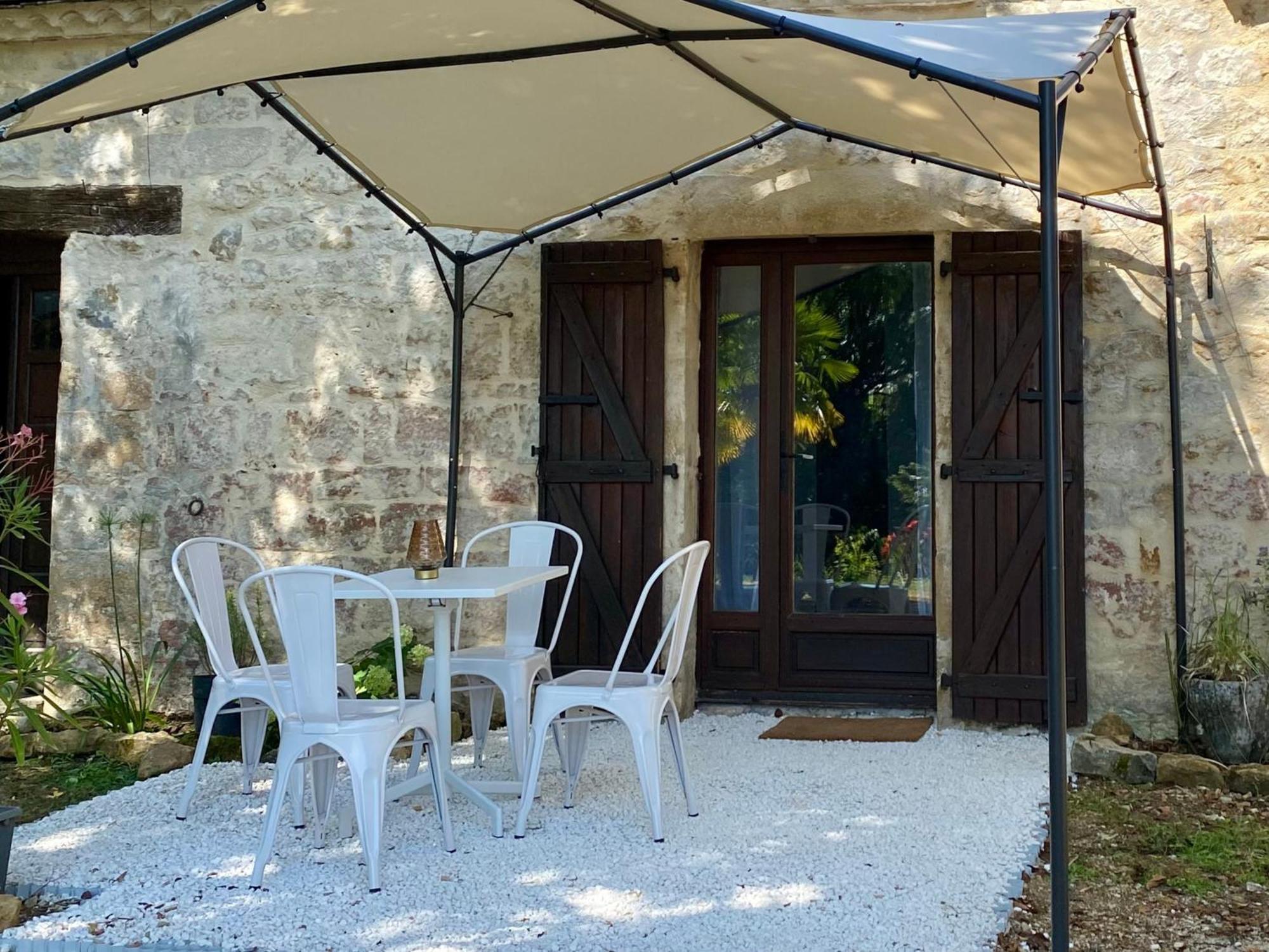 Bed and Breakfast Domaine Valenquercy à Cazillac Extérieur photo